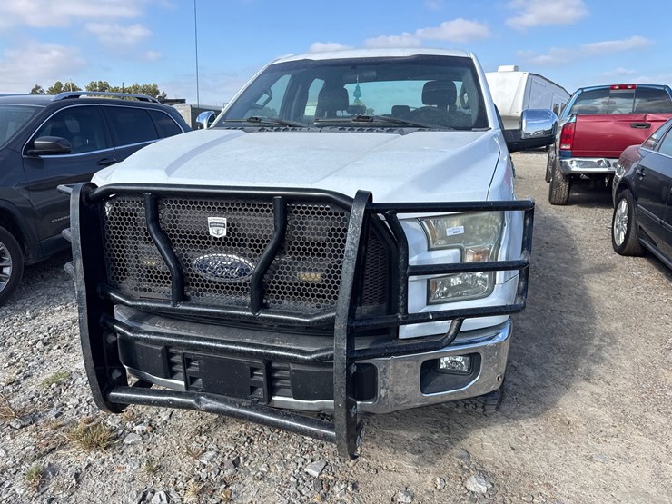 2015-ford-f150-image-25