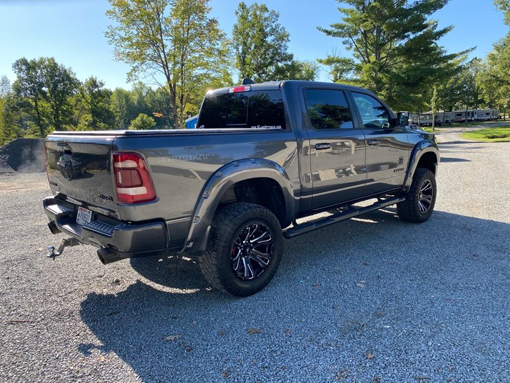 #7082-•-2021-dodge-ram-black-widow-bighorn-sport-(has-wi-title-in-delay)-(holcombe,-wi)-image-7