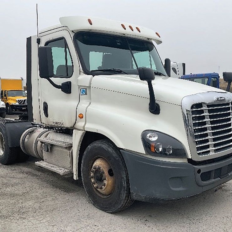 2018 FREIGHTLINER CASCADIA 125