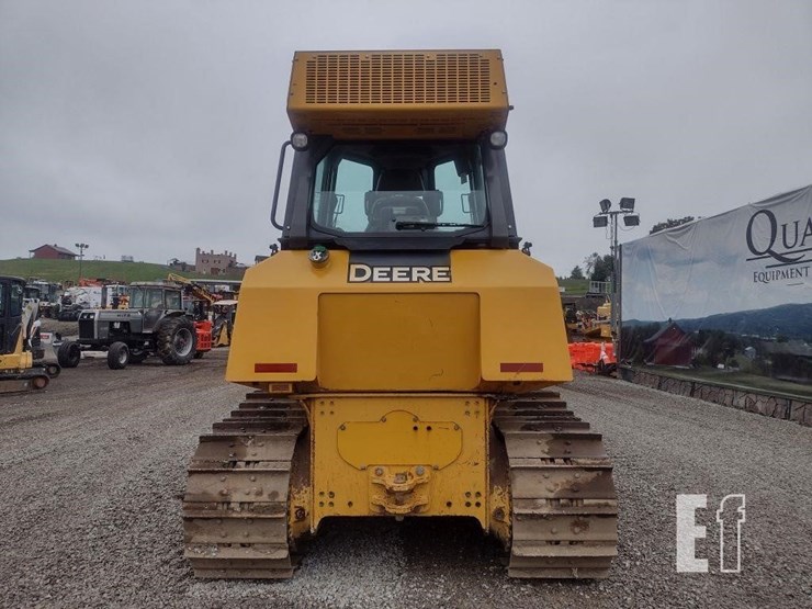 2015-deere-700k-xlt-image-4