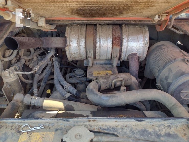 kubota-svl75-image-31