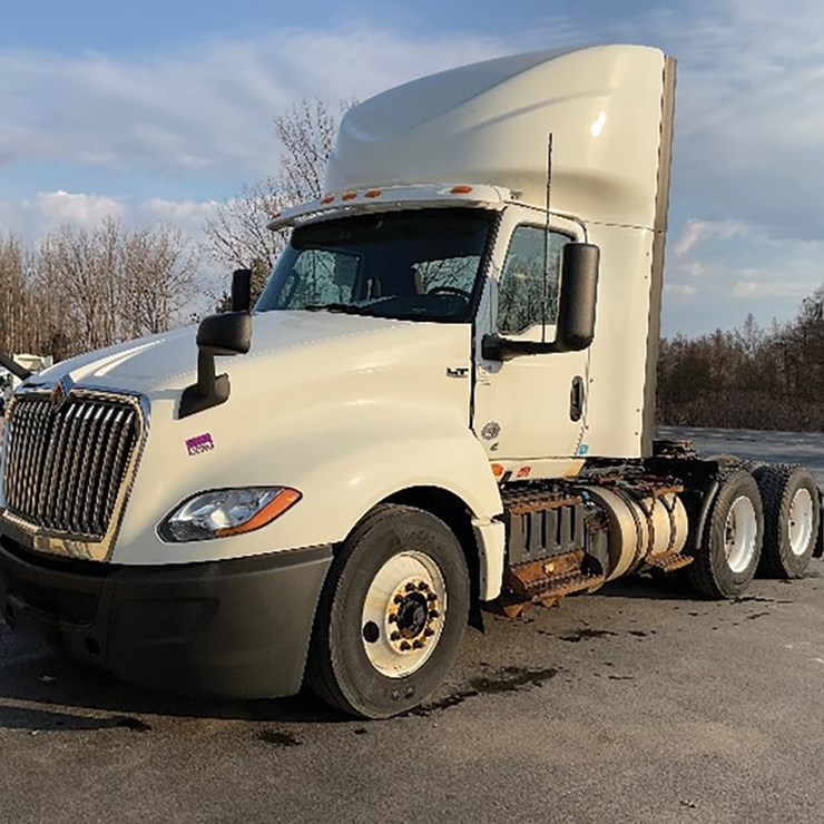 2020 INTERNATIONAL LT