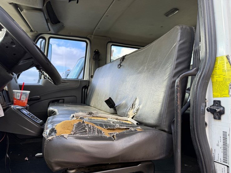 2013-international-durastar-4300-image-112