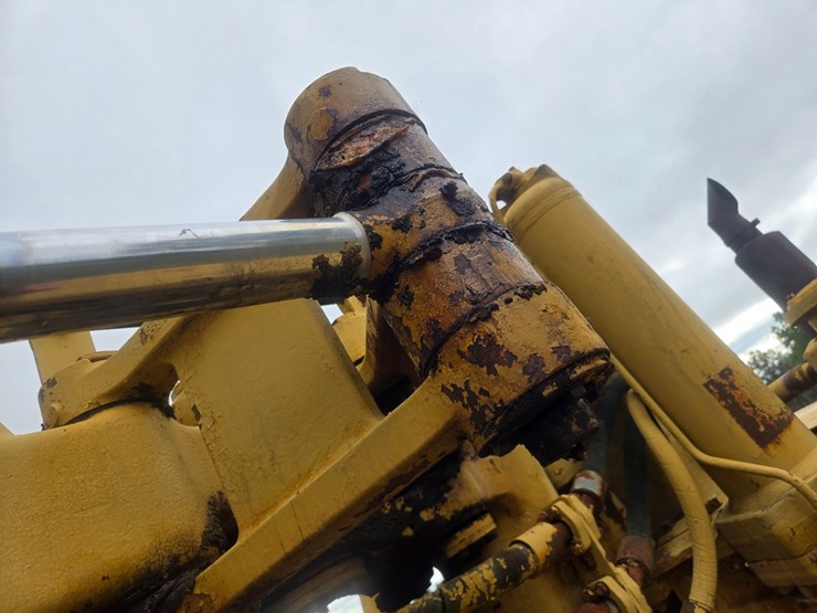 caterpillar-621-image-62
