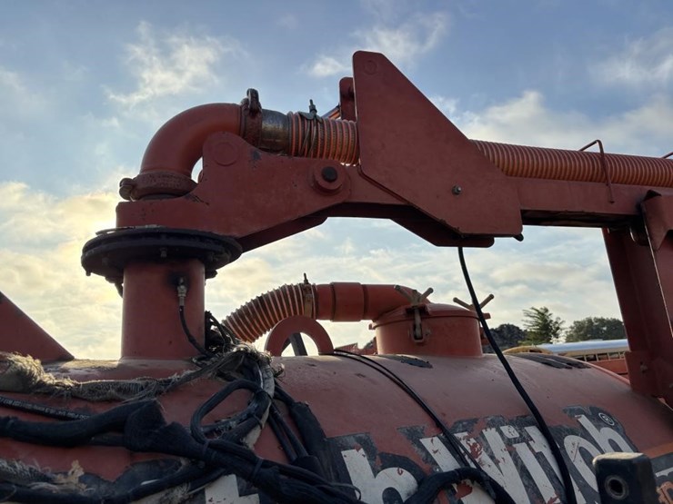 2011-ditch-witch-fx60-image-23