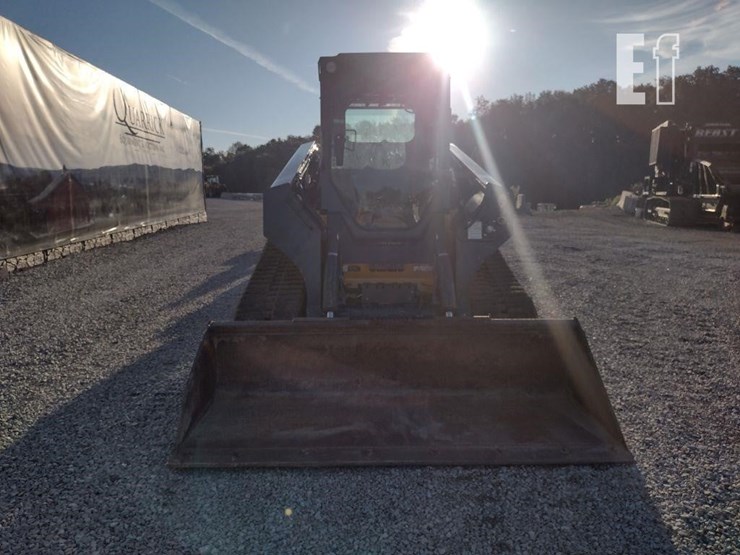 deere-333g-image-2