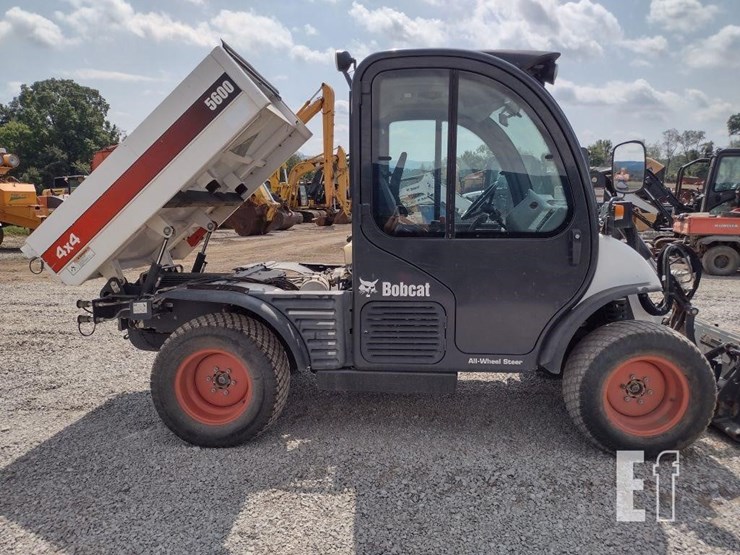 2021-bobcat-toolcat-5600-image-24