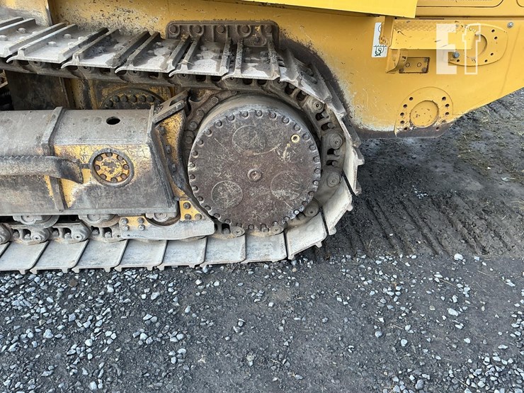 2018-deere-655k-image-9