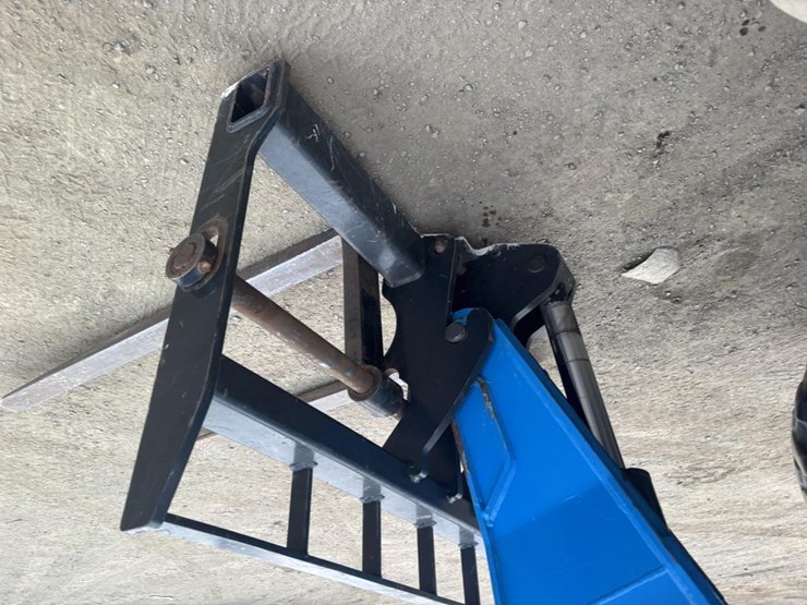 2020-genie-gth844-image-12