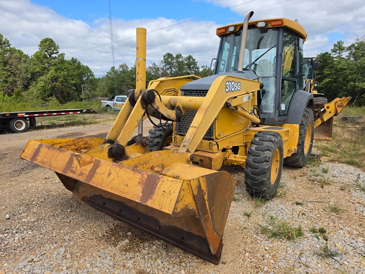 deere-310sg-image-1