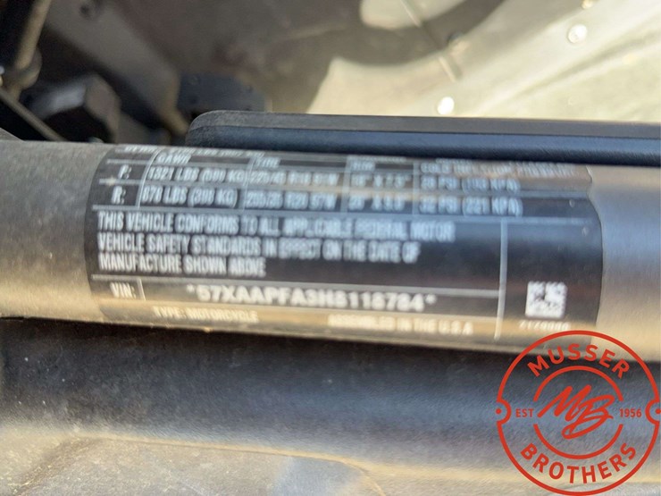 2017-ford-f550-image-30