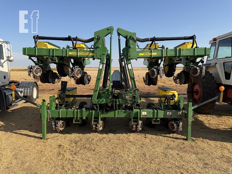 john-deere-1720-image-8