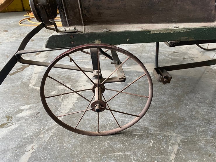 #7468-•-1918-packard-pedal-car-(arpin,-wi)-image-9