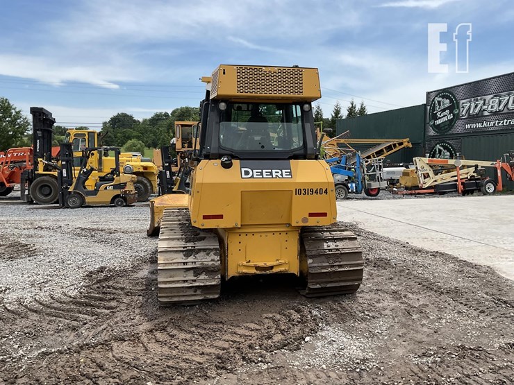 2021-deere-650k-lgp-image-3