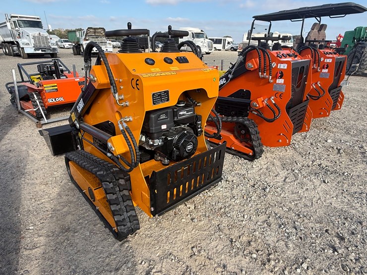 #81-•-sdlool-sl360t-stand-on-skid-steer-loader-360tj260850-inv#55116-image-4