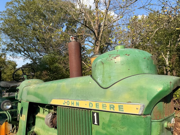 john-deere-4010-image-30