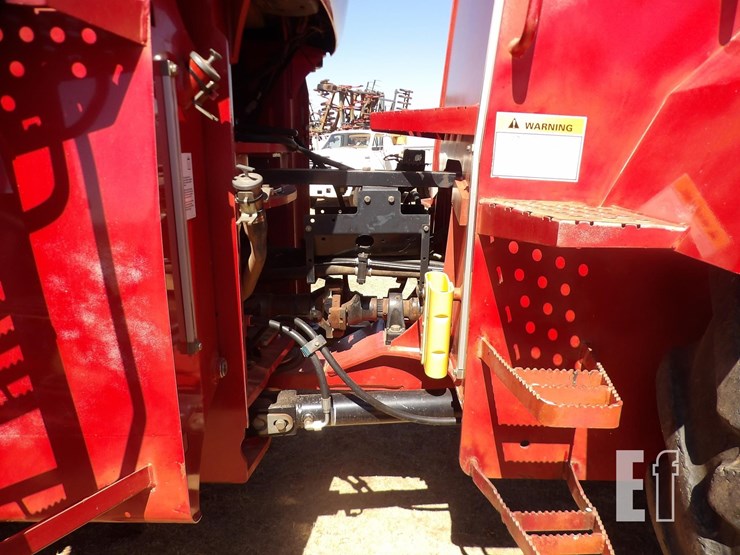 2009-case-ih-steiger-385-image-21