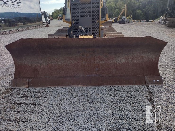 deere-650k-xlt-image-23