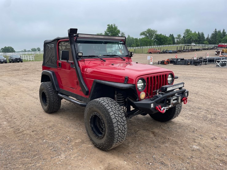 2000-jeep-wrangler-sport-image-4