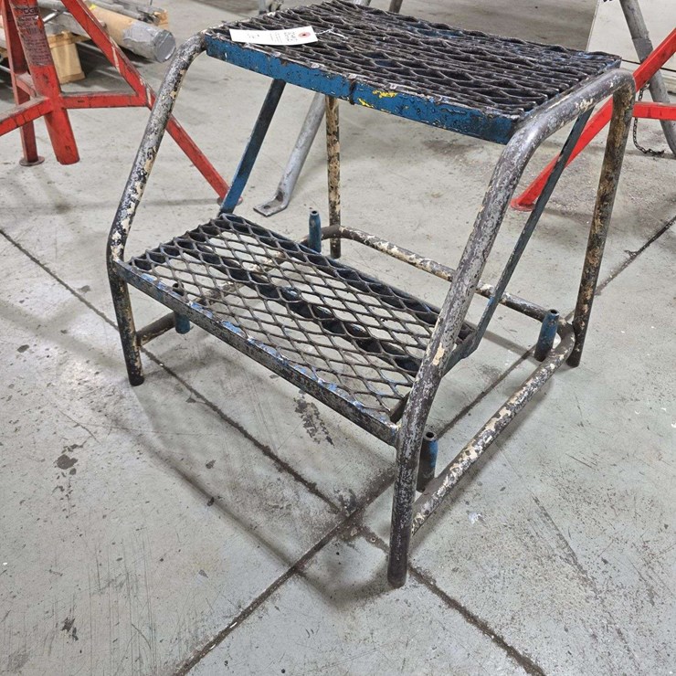 Steel 2 Step Stand