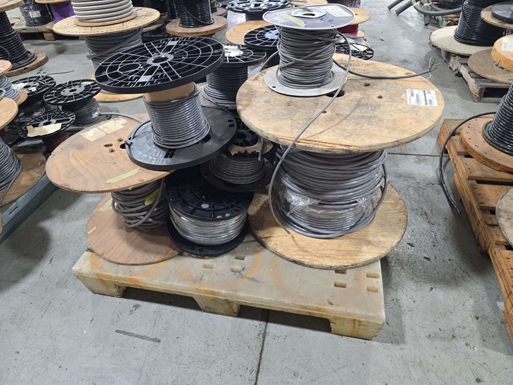 pallet-of-smaller-wire,-24ga,-20awg,-and-other-partial-wire-rolls-image-1