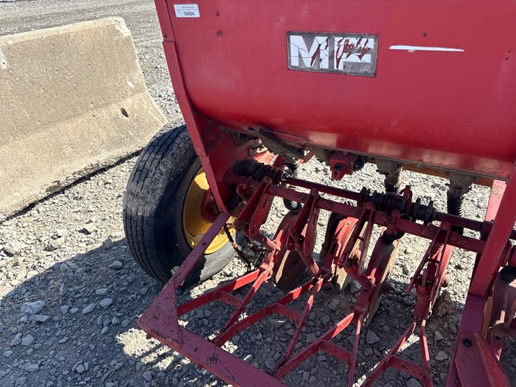 massey-ferguson-33-image-20