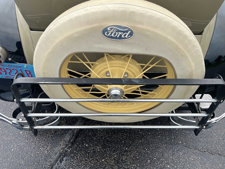 1928-ford-model-a-image-30