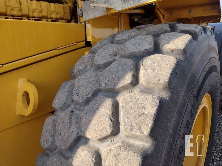 deere-544-p-tier-image-30