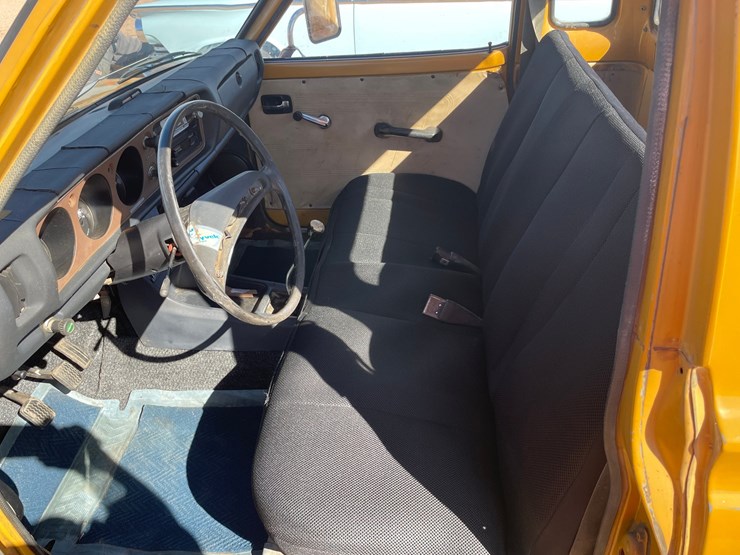 #11141-•-1976-datsun-pickup-(tn-title)-(mosinee,-wi)-image-41