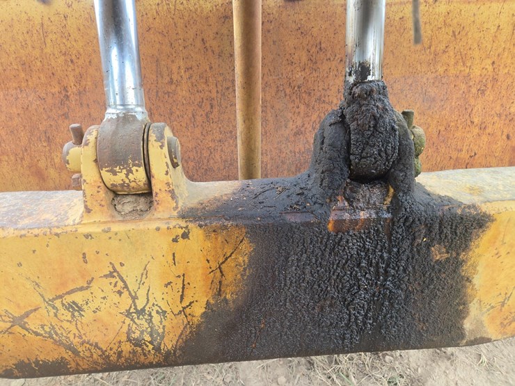 caterpillar-621-image-64
