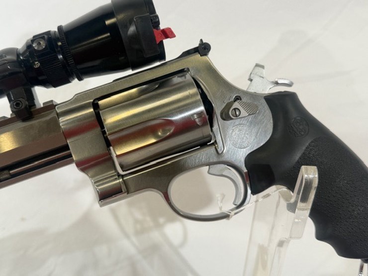 #15-•-smith-&-wesson-460-revolver-image-42