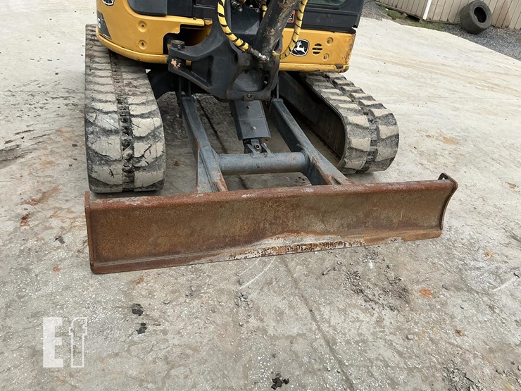 2022-deere-50g-image-13