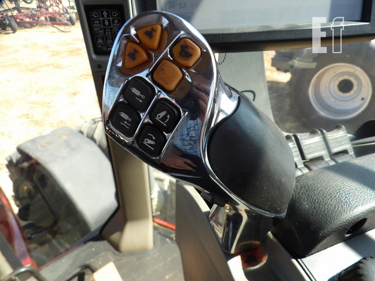 2014-case-ih-magnum-290-image-44