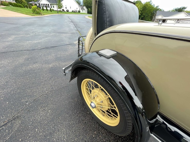 1928-ford-model-a-image-37