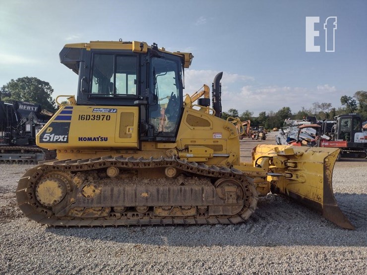 komatsu-d51pxi-24-image-3