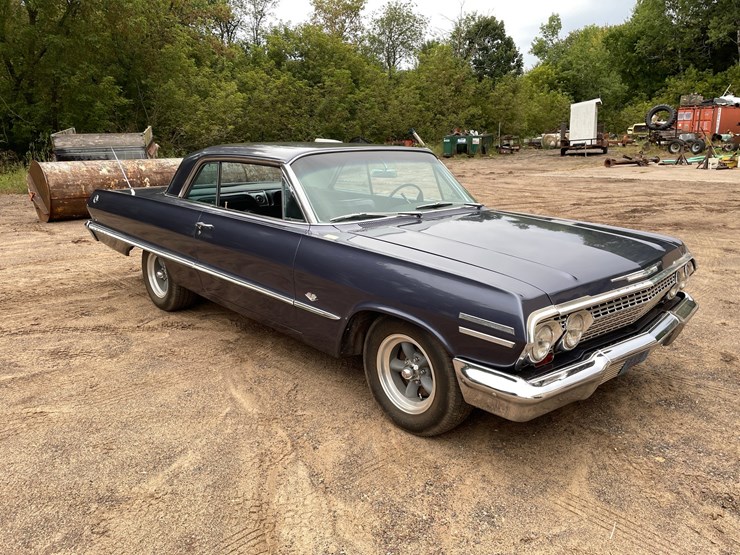 #7000-•-1963-chevy-impala-(has-wi-title)-(colfax,-wi)-image-3