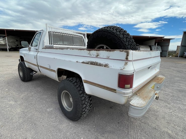 #1057-•-1986-chevrolet-ck10-(has-nm-title)-(on-site-in-las-cruces,-nm)-image-76