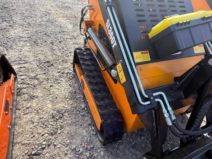 #81-•-sdlool-sl360t-stand-on-skid-steer-loader-360tj260850-inv#55116-image-12
