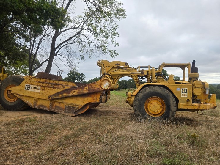 caterpillar-621-image-13