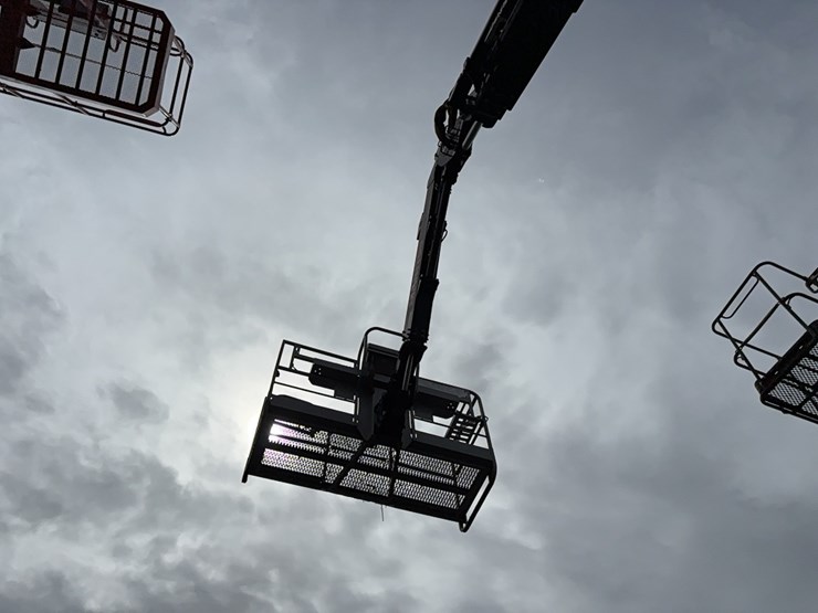 2021-manitou-tj85-image-7
