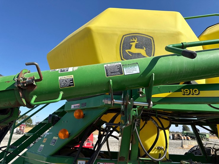 john-deere-1890-image-32