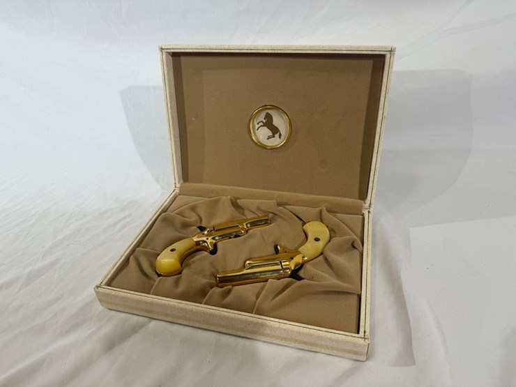 #23-•-set-of-colt-lady-derringer-pistols-image-1