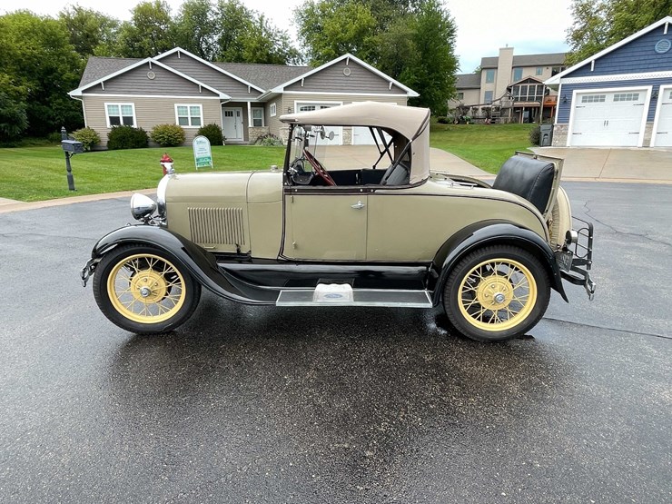1928-ford-model-a-image-8