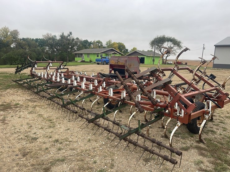 willrich-42ft-field-culitvator-image-12