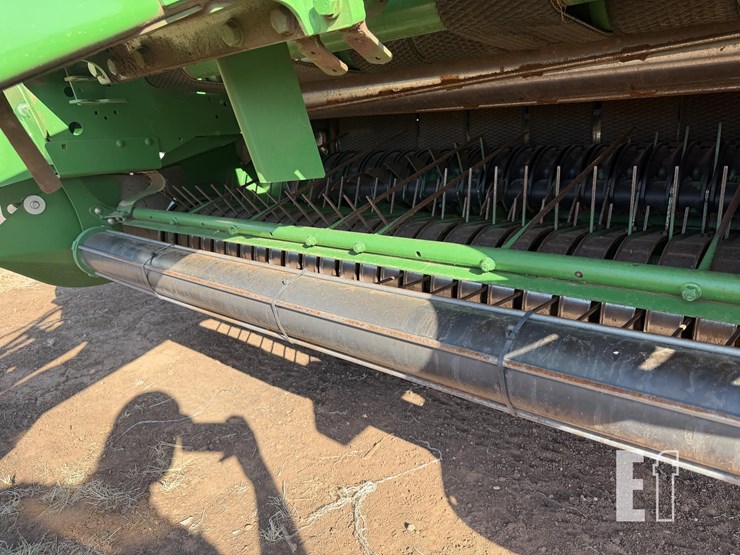 2019-john-deere-560m-image-11