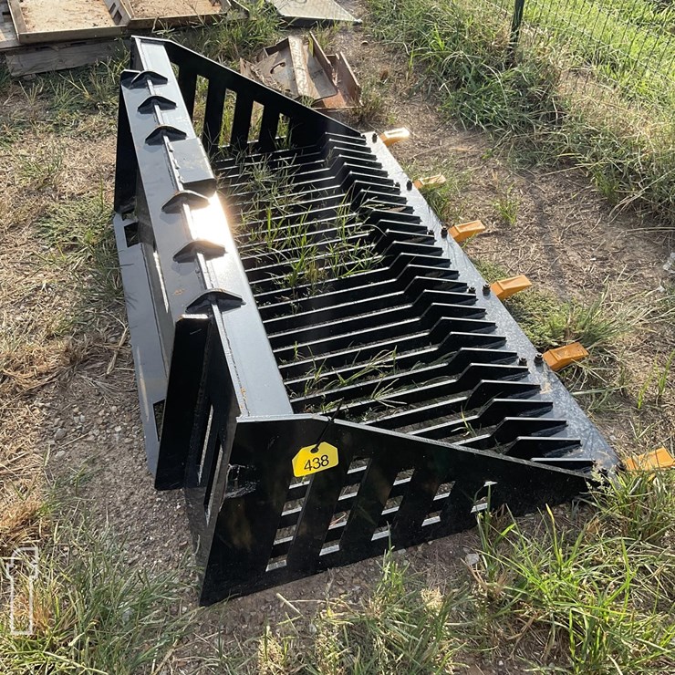 FUTURE SCREEN BUCKET 438