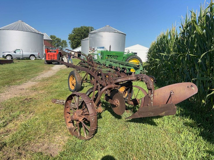 john-deere-14-image-6