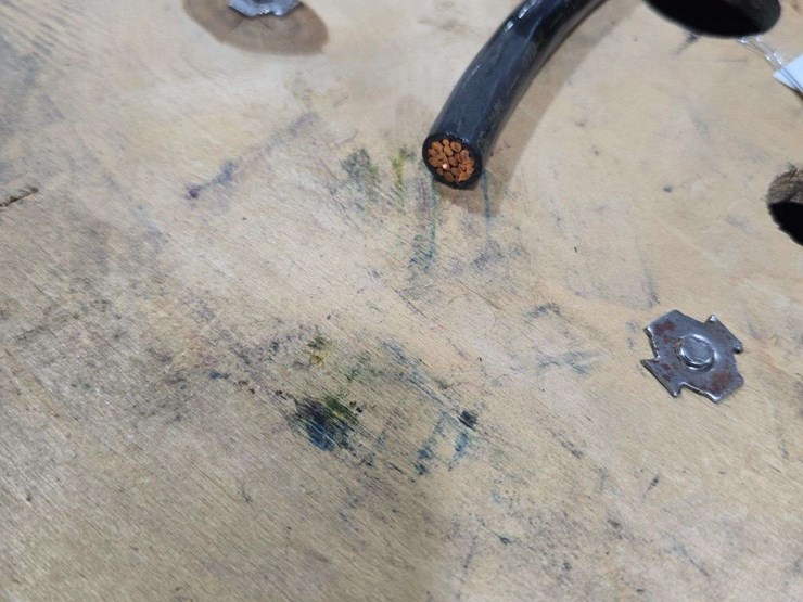 roll-of-2/n-awg-600-v,-gas-and-oil-res.-image-2