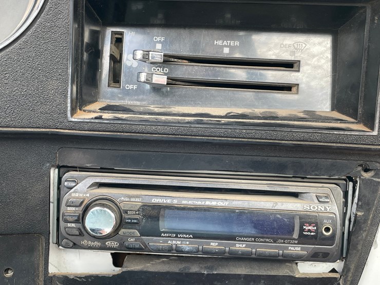 #1057-•-1986-chevrolet-ck10-(has-nm-title)-(on-site-in-las-cruces,-nm)-image-28