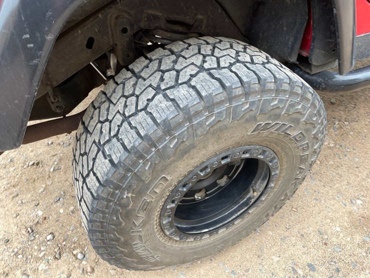 2000-jeep-wrangler-sport-image-16